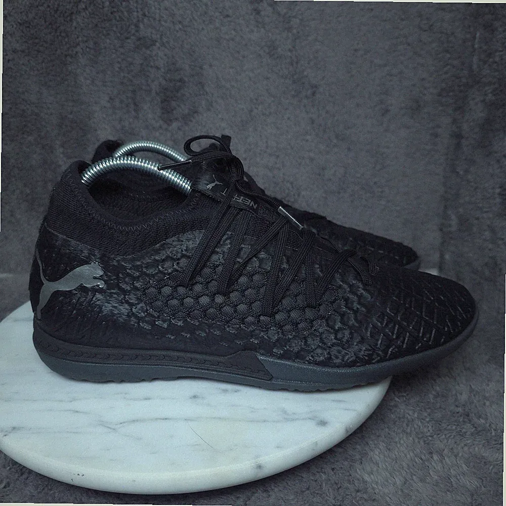 Puma Future 4.4 IT Men 9.5 Black Indoor Training Soccer Cleats Futsal 105685-02