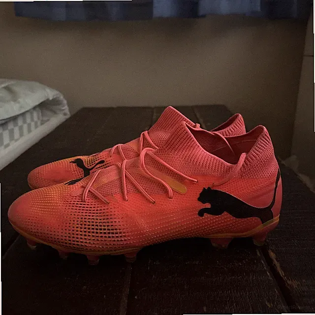 PUMA Future 7 Match FG/AG Firm Ground Soccer Cleats Women’s Size 9.5