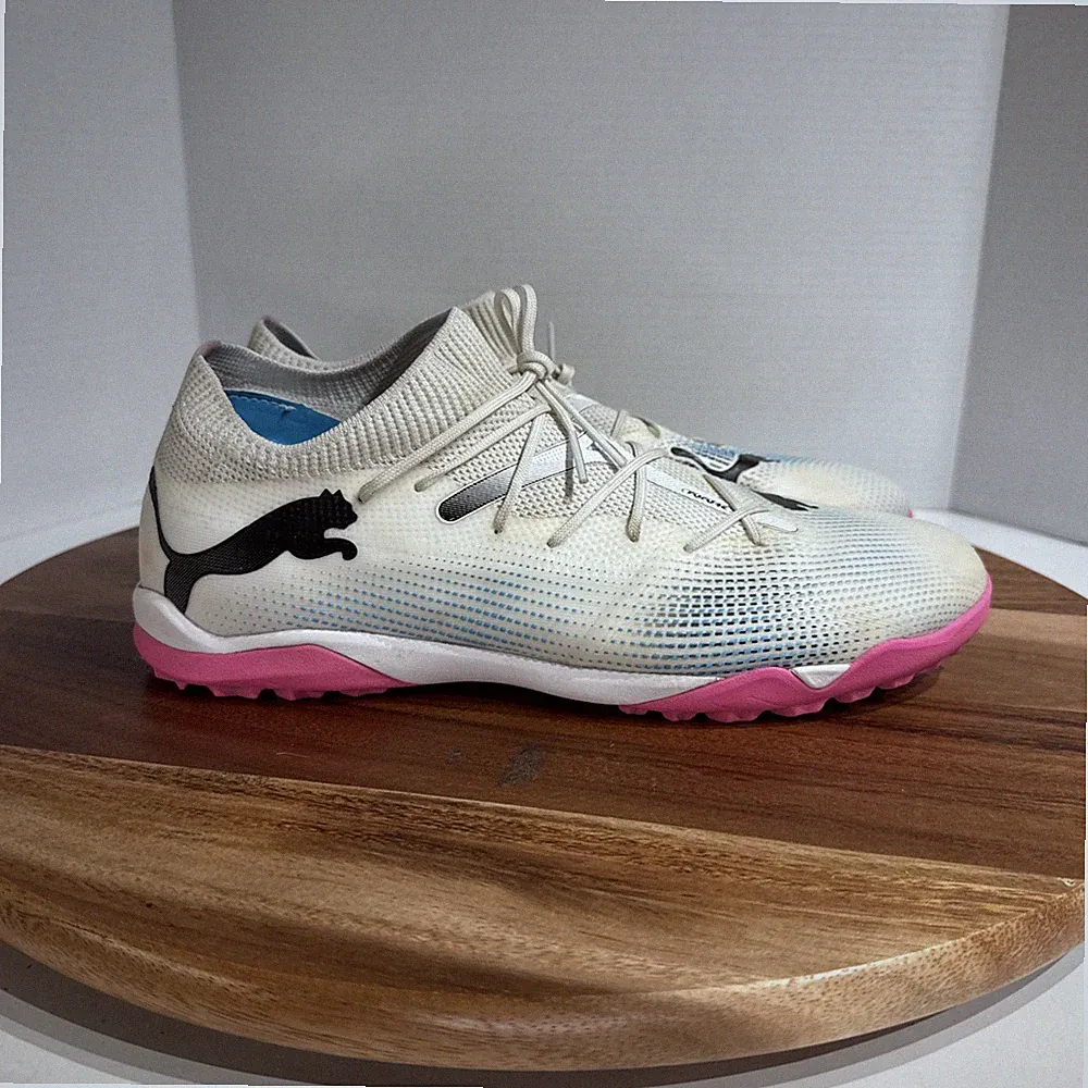 Puma Future 7 Match TT Turf Soccer Cleats Shoes White 107720-01 Men's Size 9.5