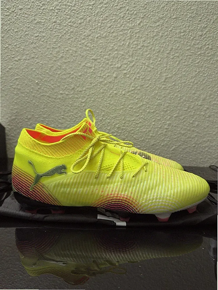 Puma Future 8 Ultimate FG Soccer Cleats - Men's Size 11 - 108138-03 Multicolor