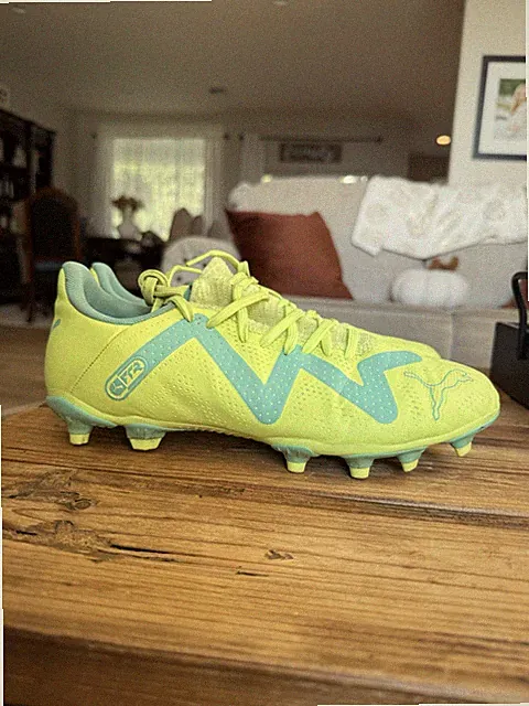 Puma Future Play FG AG neon green blue Soccer Cleats 107188-01 Sz 7.5