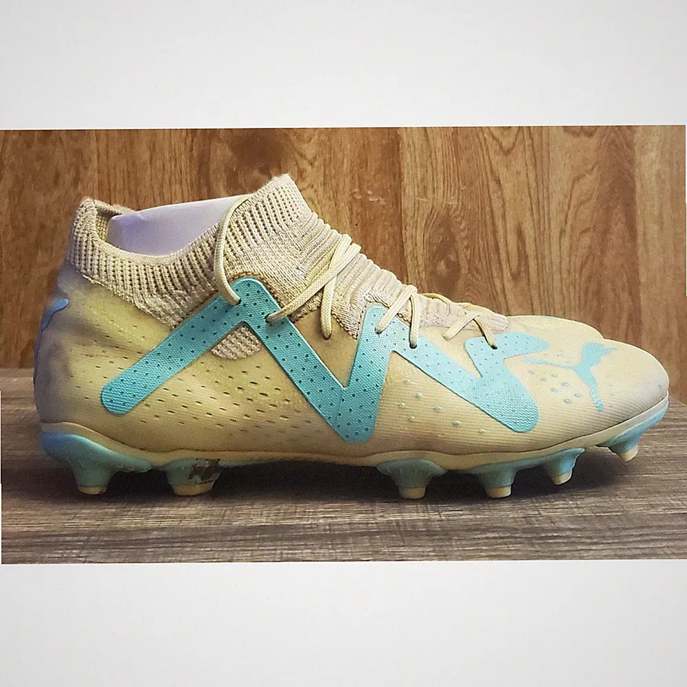 Puma Future Pro FG Soccer Cleats Men's Size 6 Yellow Teal
