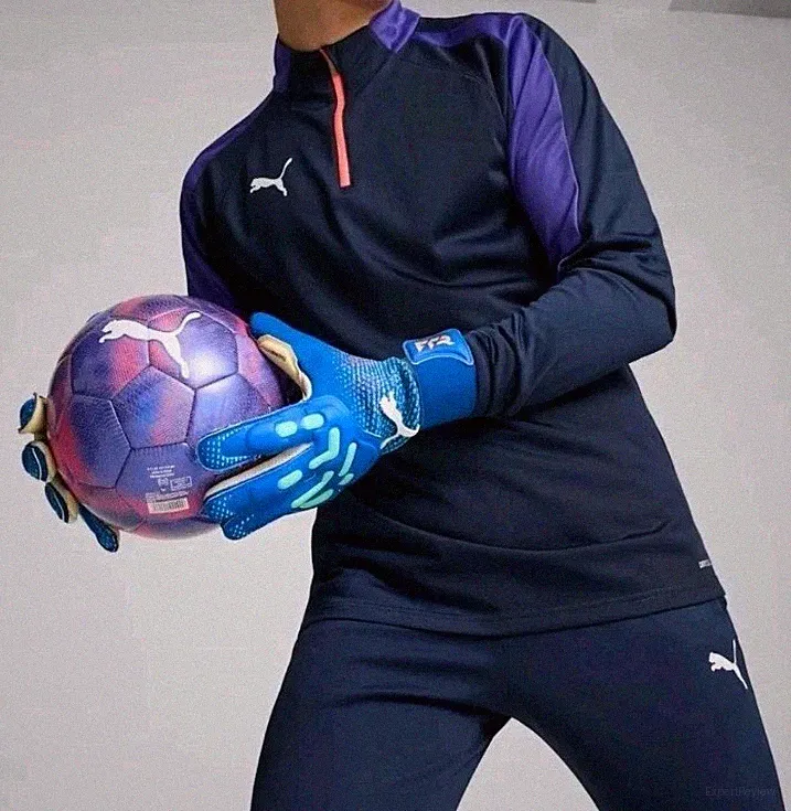 spring soccer gloves