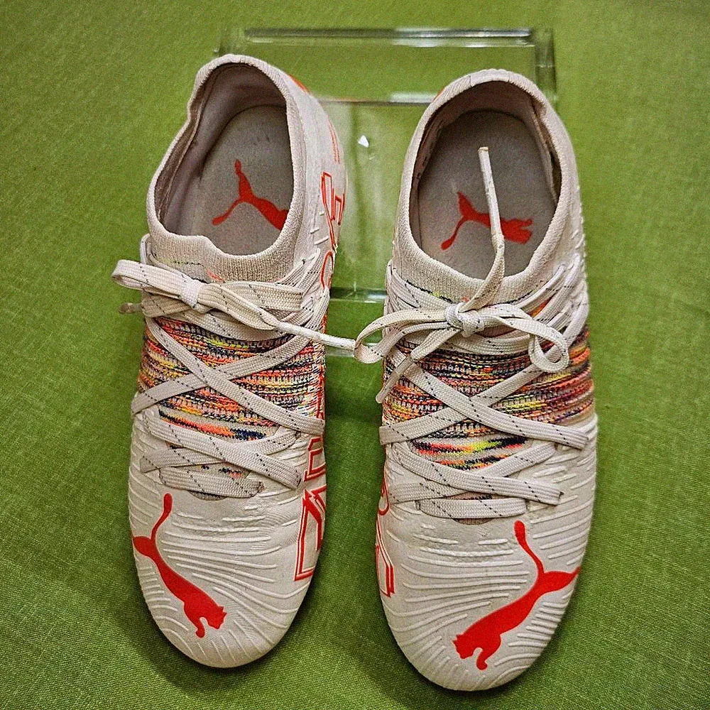 Puma Girls Size 2.5C Red/Wh Future Z 2.1 FG/AG Soccer Cleats 106394-03