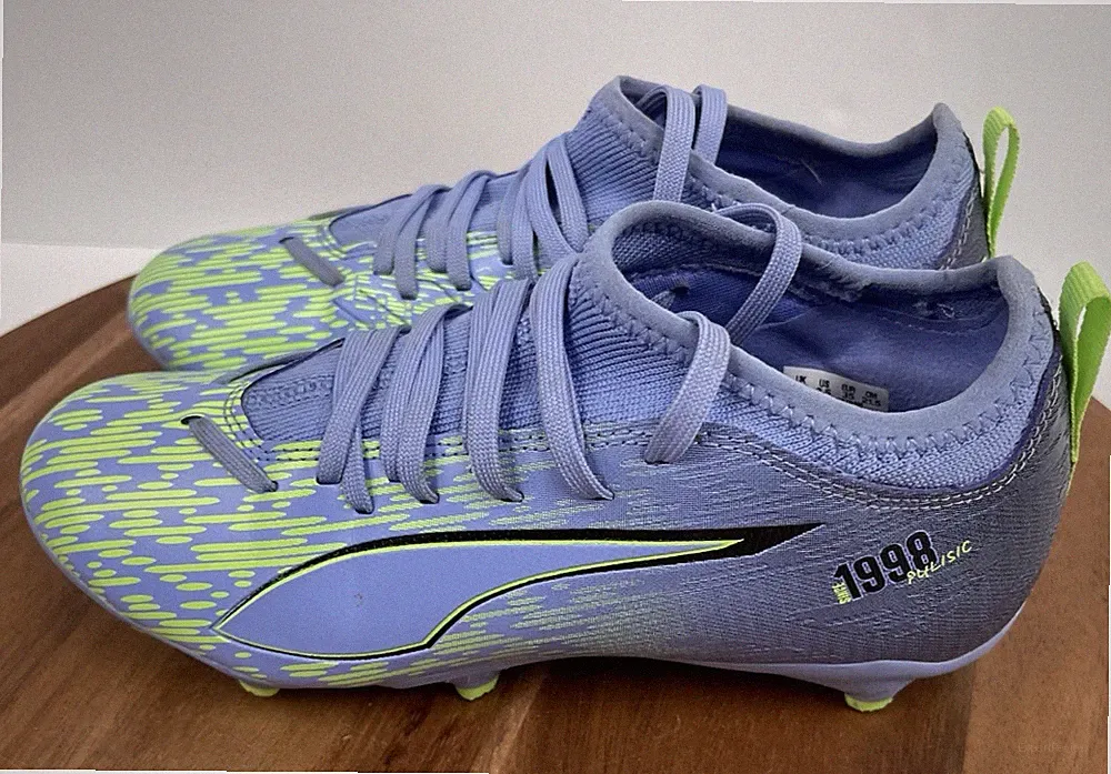 Puma JR Ultra 5 Match Firm/Artificial Ground Soccer Cleats Chasing The Dream 3.5