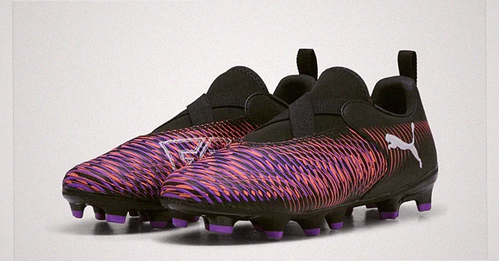 PUMA Kids Future 8 Match Laceless Firm/Artificial Ground Soccer Cleats Size 2