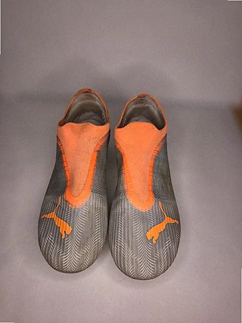 Puma Kids Soccer Cleats Ultra Matryx Pro Tech SZ 3.5 Gray Orange Slip On Laceles
