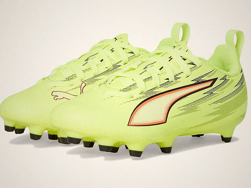 PUMA Kids Ultra 6 Play Firm/Artificial Ground Soccer Cleats (Little Kid/Big Kid)