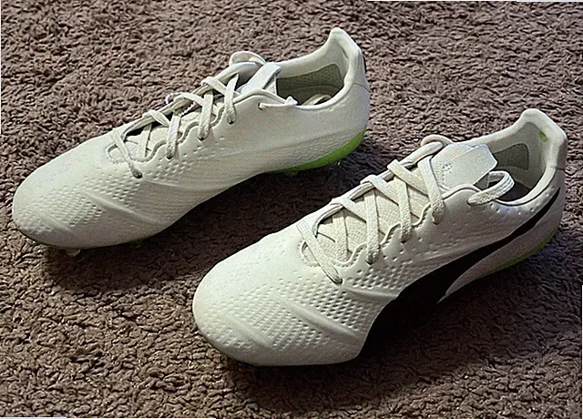 Puma King Platinum 21 Vegan FG/AG Cleats 106675-01 Size 7.5