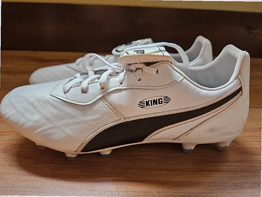 PUMA KING TOP FG (WHITE/BLACK) 105607 02 MEN SIZE 8.5 LEATHER SOCCER CLEATS