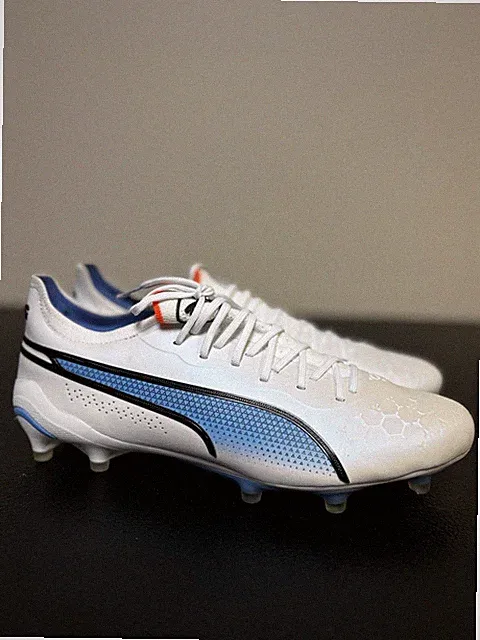 Puma king ultimate FG/AG Womens Soccer Cleat READ Description