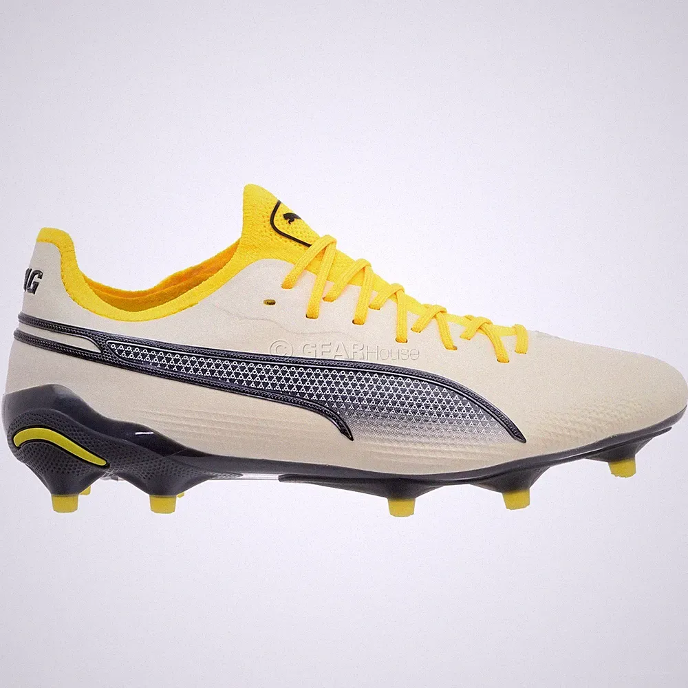 PUMA King Ultimate FG/AG Womens Soccer Cleats, Cream / Yellow, Pick Size