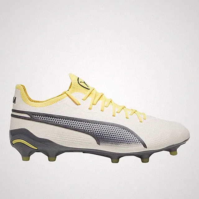 PUMA King Ultimate Soccer Cleats Mens Off White Sneakers Athletic Shoes 10756305