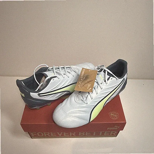 PUMA King Women’s Soccer Cleats - Blue - US Size 6 - Medium (B, M) Width