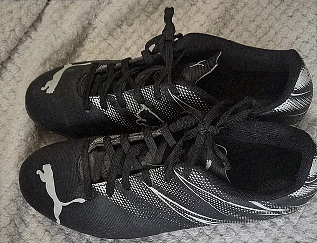 Puma Men’s Attacanto Firm Ground/Artificial Ground Soccer Cleats Size 8 Used
