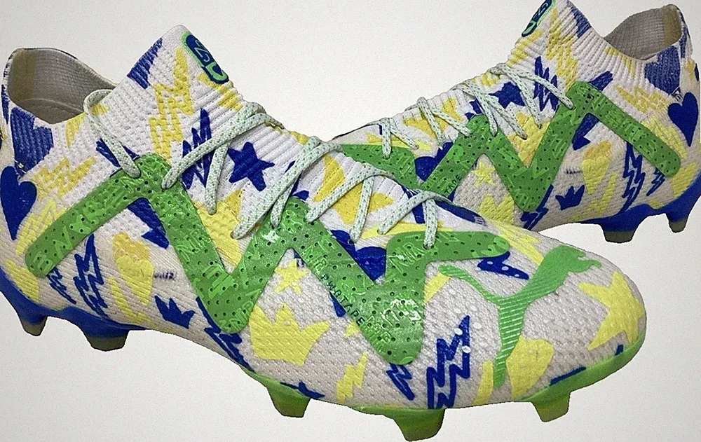 Puma Men's Future Ultimate FG/AG Soccer Cleats White/Multi Size:6.5 182J