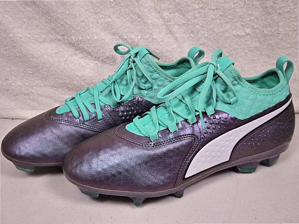 Puma One 2 IL Leather FG Soccer Cleats Color Shift Teal Silver Mens Size 8.5