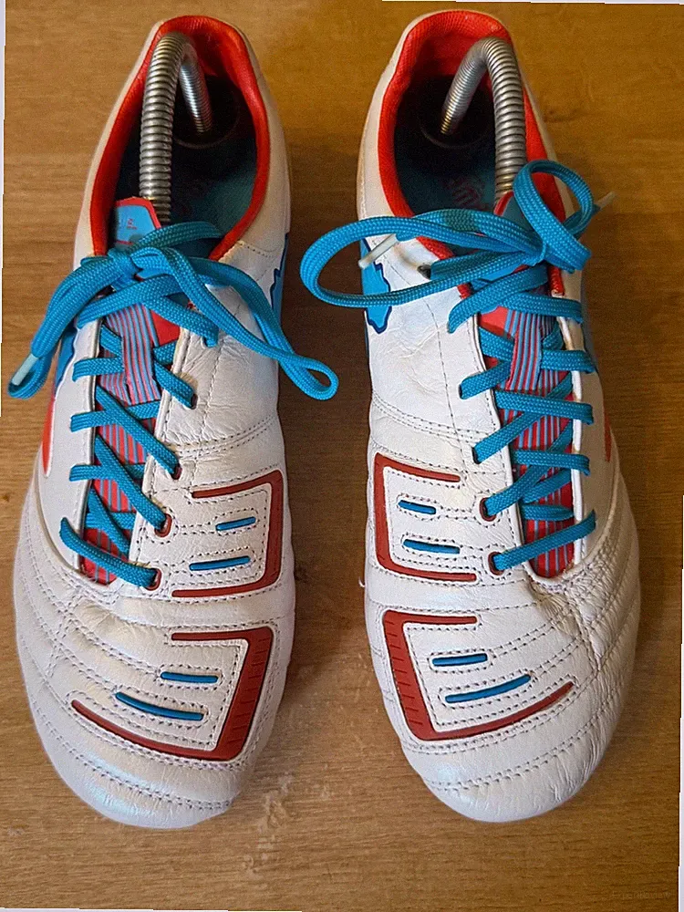 Puma Powercat 1.12 SL FG Men size 9 White/red/blue leather soccer cleats