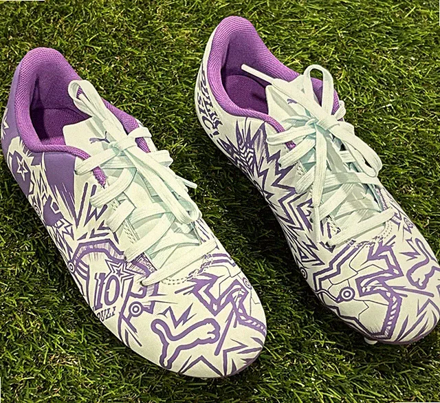 PUMA Tacto II CP NEW Youth Soccer Cleats KIDS SIZE 2 - PLEASE SEE OUR FEEDBACK