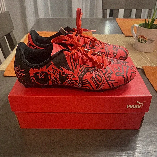 Puma Tacto II Kids Soccer Cleats Red Black Size 4.5Y