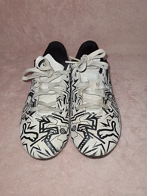Puma Tacto Ii X Cp10 Firm GroundArtificial Ground Soccer Cleats Size 2. big kids