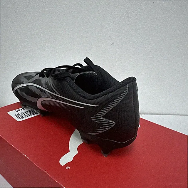 PUMA Ultra 5 Play Firm Ground Artificial Ground Cleats - Size 5 US