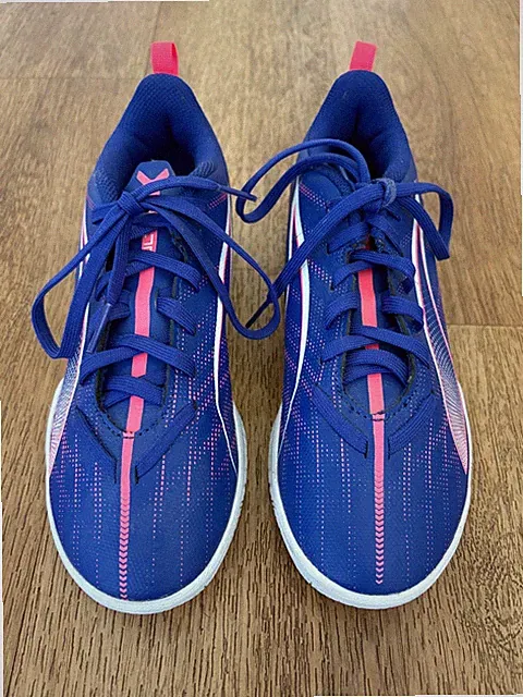 PUMA Ultra 5 Play IT Jr Indoor Soccer Shoes Youth 1.5Y Blue Pink 107913 EUC