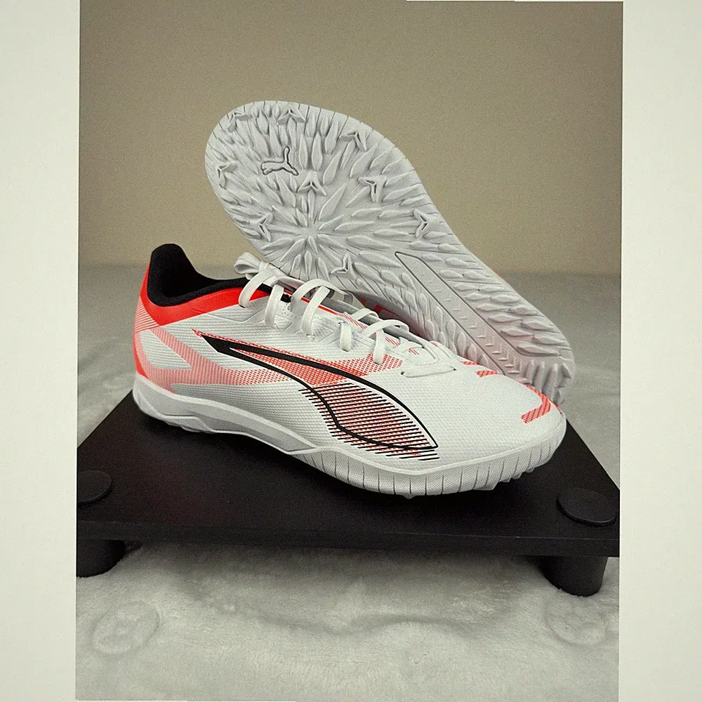 Puma Ultra 5 Play Turf Trainer Soccer Cleats White Red Mens 11.5 108331-01 New