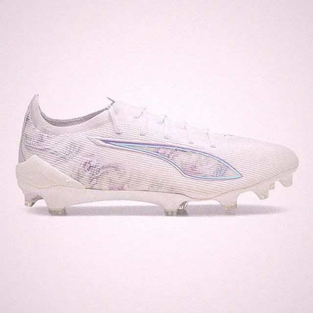 PUMA Ultra 5 Ultimate Brilliance Soccer Cleats Womens White Size 11 NWB $230