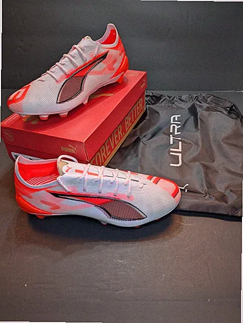 Puma Ultra 5 Ultimate FG Wht Blck Red Men 9.5 Firm Ground Soccer Shoes 108159-01