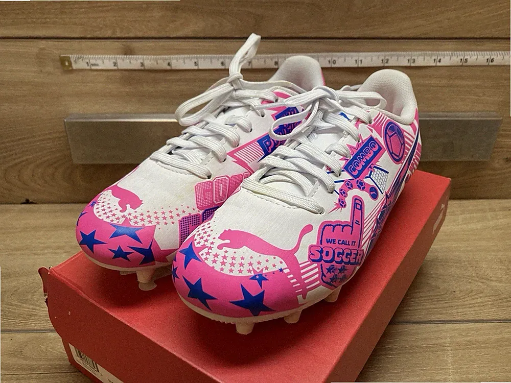 Puma Ultra CP Legacy FG/AG Jr Soccer Cleats Kids 2.5 White Pink Blue 108775-01