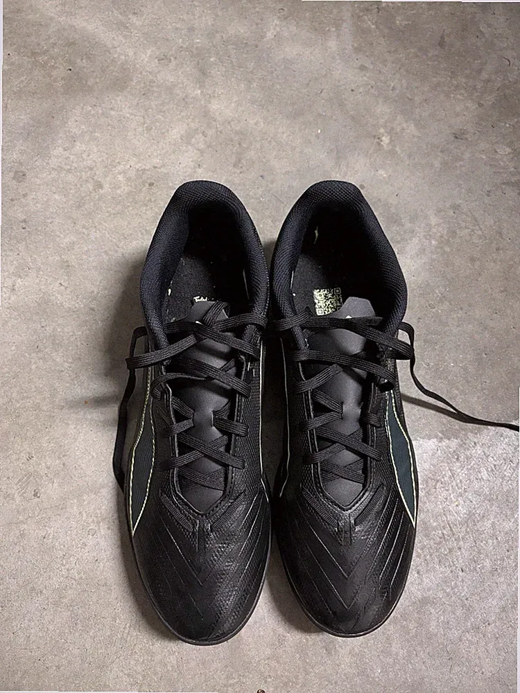 Puma Ultra Indoor Soccer Turf Cleats Size 12 Black