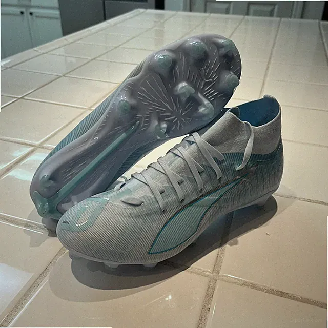 Puma Ultra Match 5 FG AG Soccer Cleats White Teal Women's Size 10 108640-01