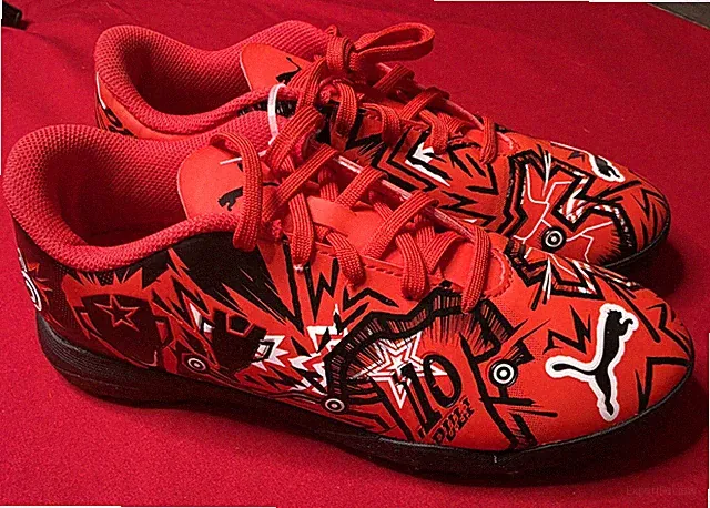PUMA Ultra Play X Christian Pulisic Turf Soccer Youth Boys Red Sneakers Size-4