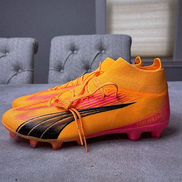 Puma Ultra Pro FG AG Soccer Cleats Men's Size 8.5 Forever Faster Pack