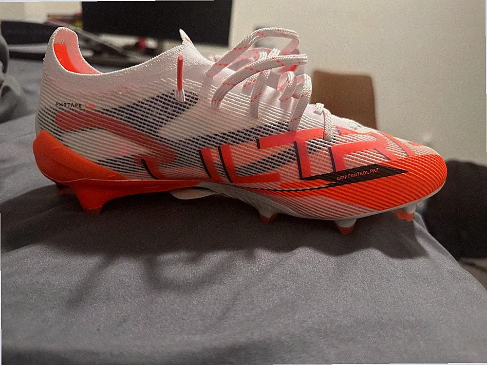 PUMA Ultra Ultimate FG/AG Soccer Cleats Men's US 7 White/Orange 106569-01 NEW