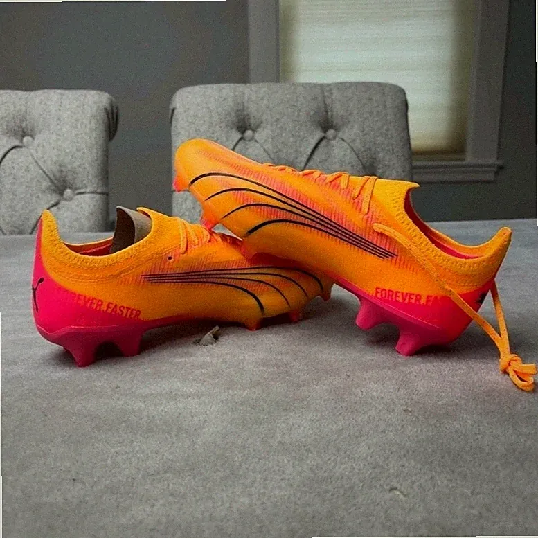 Puma Ultra Ultimate FG AG Soccer Cleats Women's Size 6.5 Forever Faster Pack