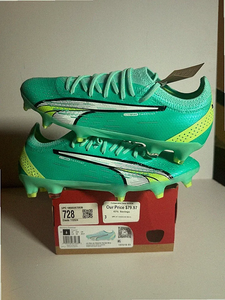 PUMA Ultra Ultimate FG/AG - Womens Soccer Cleats, Mint Green - Size 6