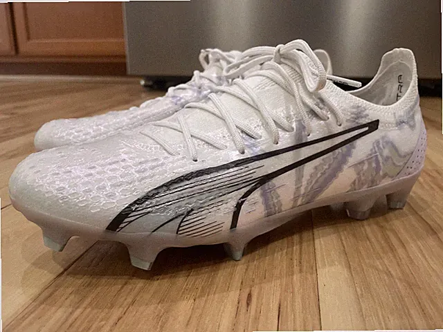 Puma Ultra Ultimate FG Soccer Cleats Brilliance Special Edition Women 10 (M 8.5)