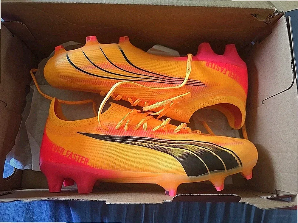 PUMA Ultra Ultimate Firm Ground Artificial Ground Soccer Cleats Womens Size 7