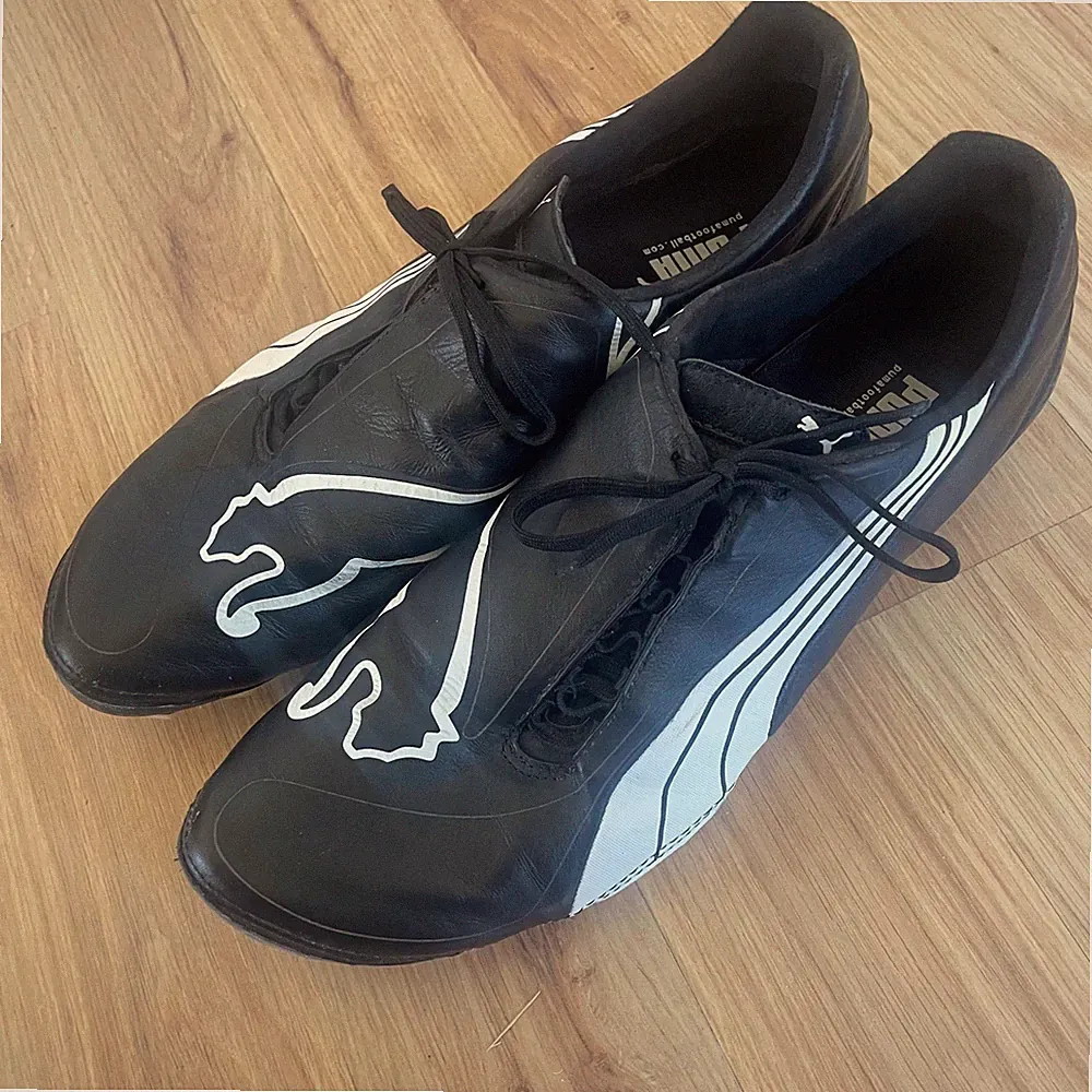 PUMA v1.08 K i FG Leather Soccer Cleats Black/White Mens sz US 12 Vintage 2008