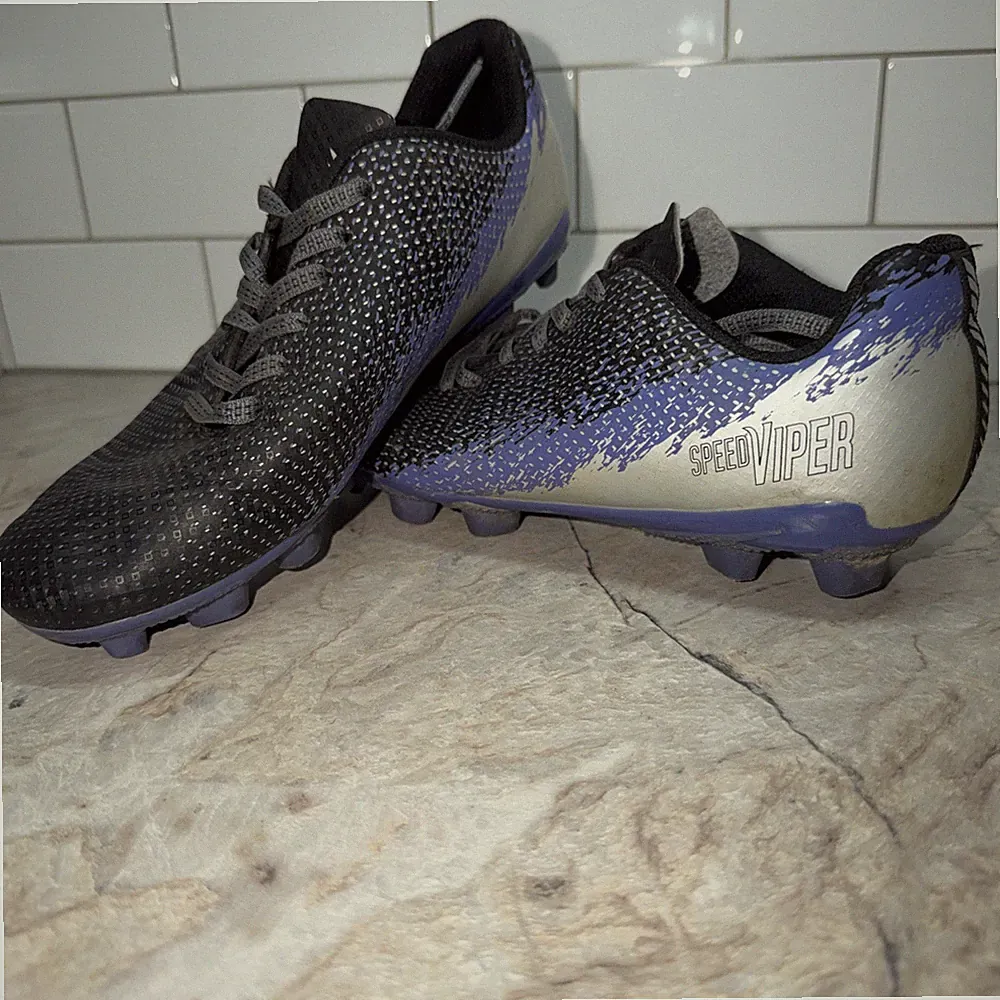 Purple/Gray/Black Soccer Cleats DSG Speed Viper Size 3.5Y Dicks Sporting Goods