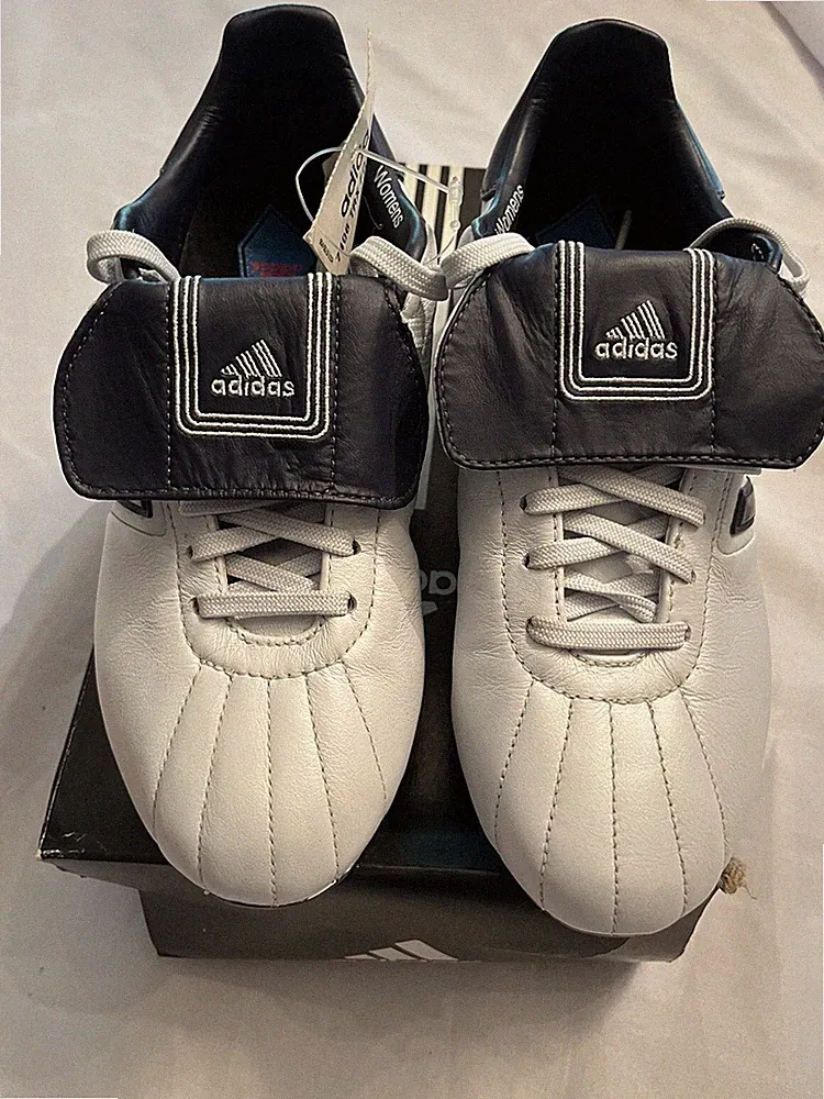 Rare Classic Adidas 74/06 Soccer Cleats TRX/FG W US Women 5 Leather