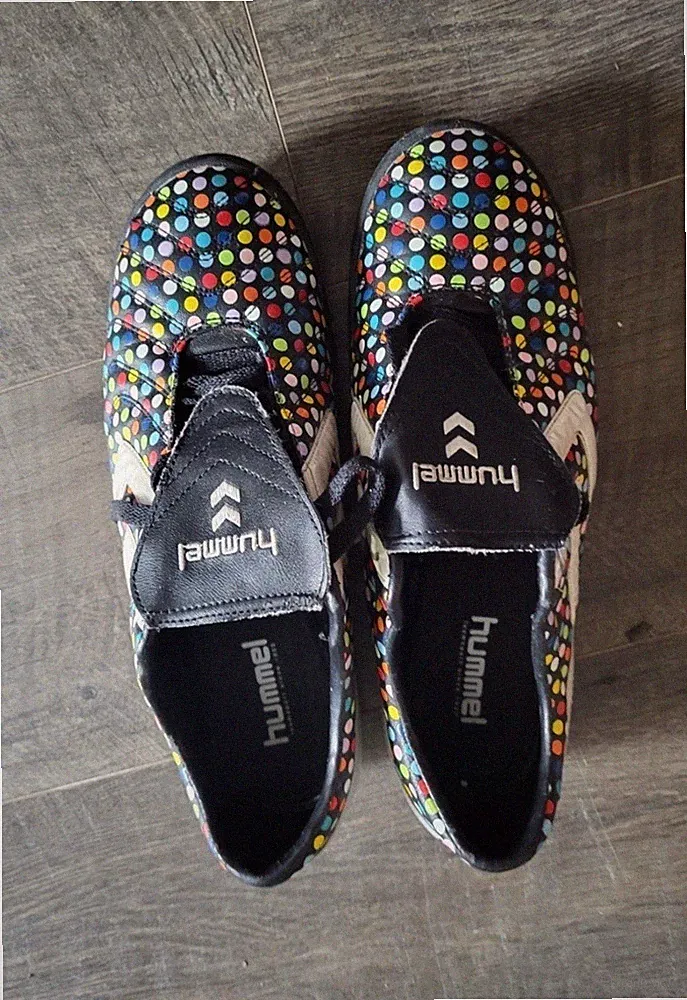 Hummel Indoor