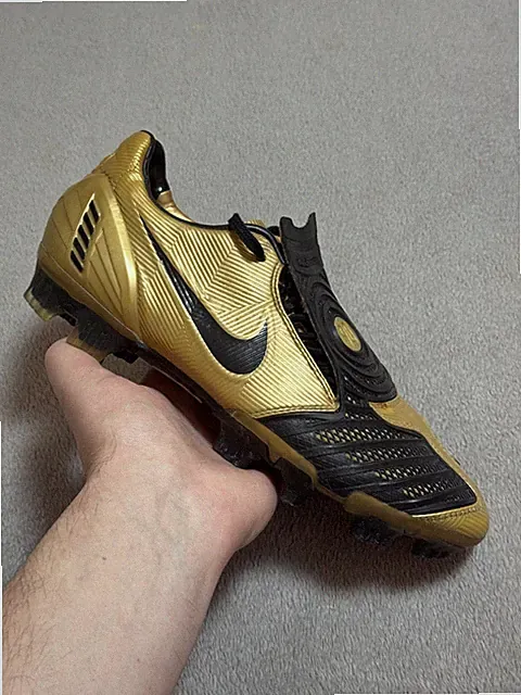 Rare Vintage 2006 Nike Total 90 Laser II Football Boots Soccer Cleats EUR 42 / U