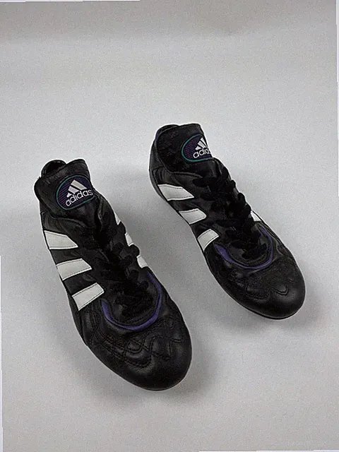 RARE Vintage Adidas 1995 Leather Soccer Boots Cleats size 7