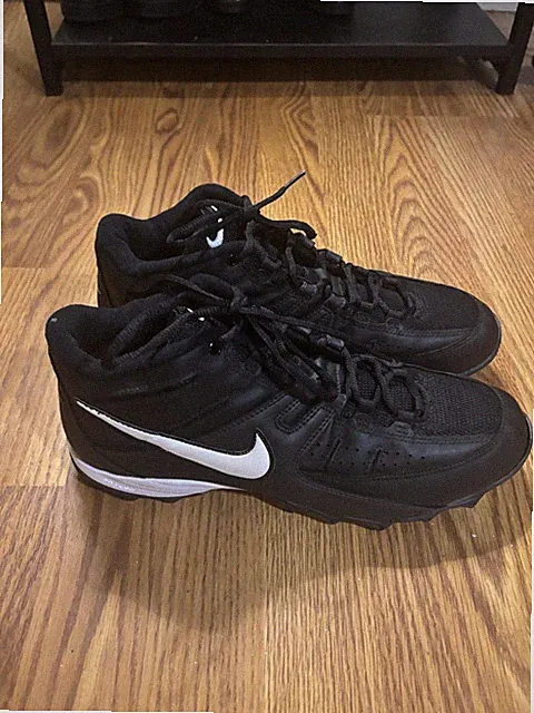 RARE vintage brand new Nike cleats- Men’s Size 11.5