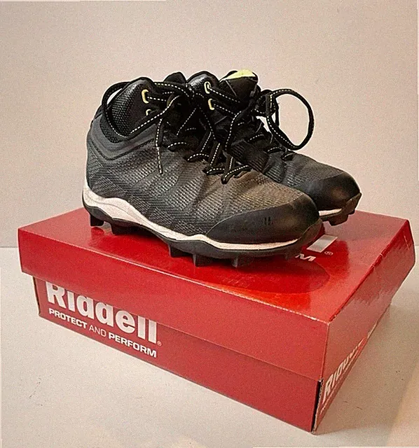 Riddell Boys’ Mid Generator Black Football Cleats Size 12