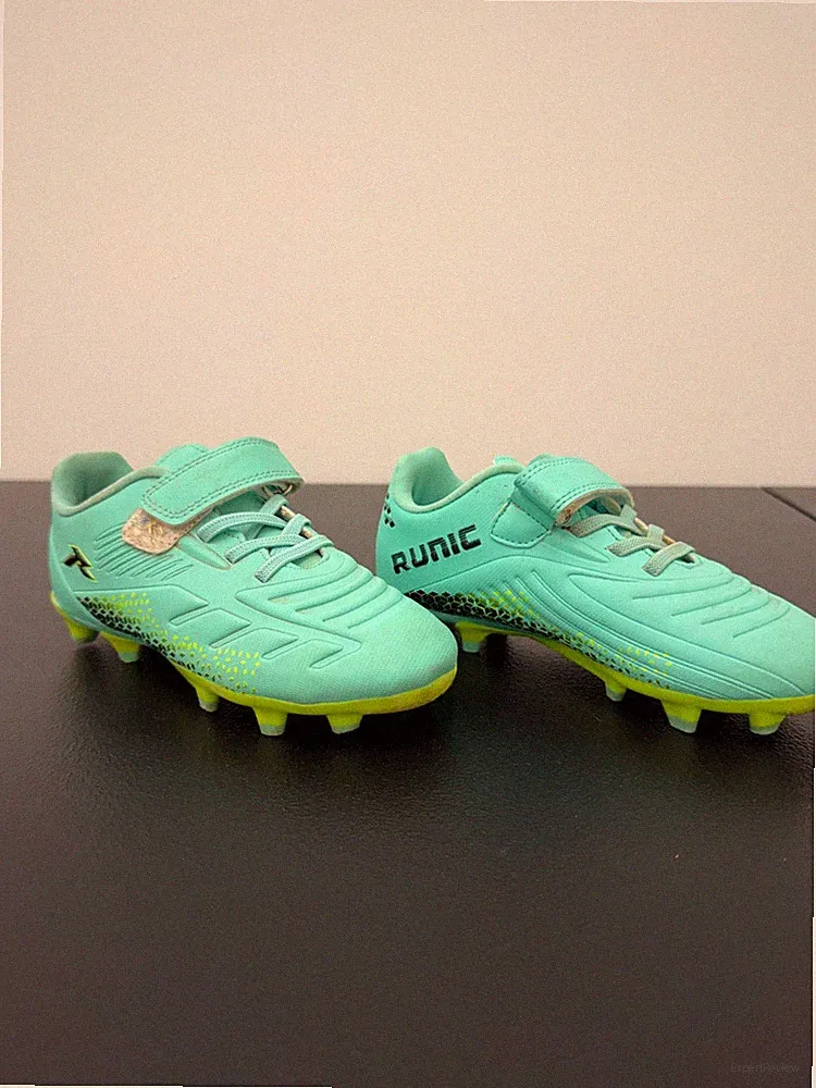 Runic Bravo Kids Soccer Cleats US 11 EUR 29 Mint Green Hook Loop Strap