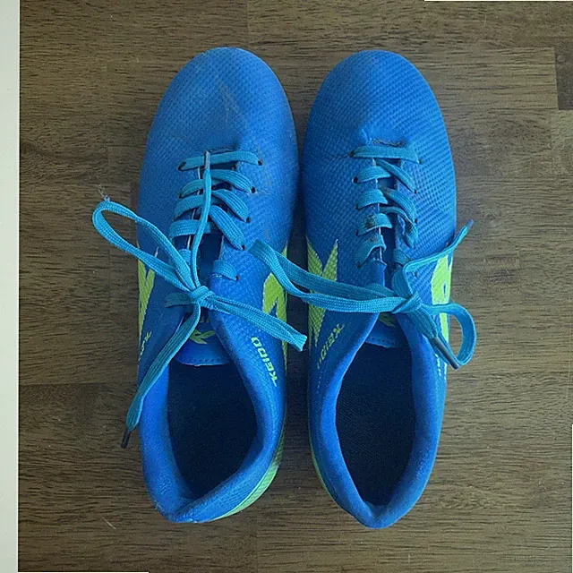 Runic Keido Soccer Cleats Blue US Size 8.5 EUR 40 Athletic Football Shoes
